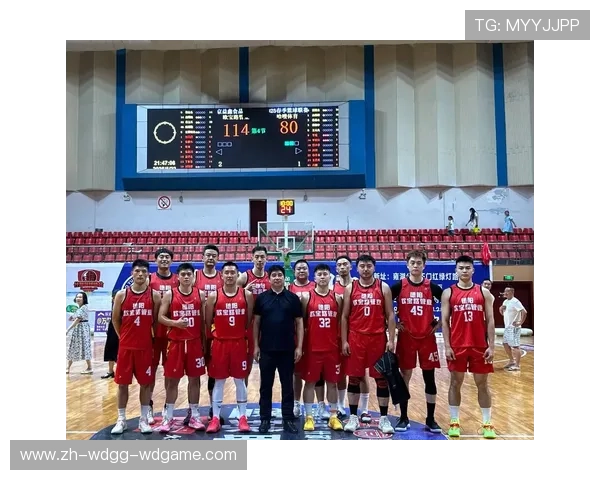 篮球比赛中球队如何通过战术调整应对对手阵容变化